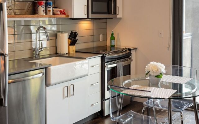 Modern Apartments by Barsala