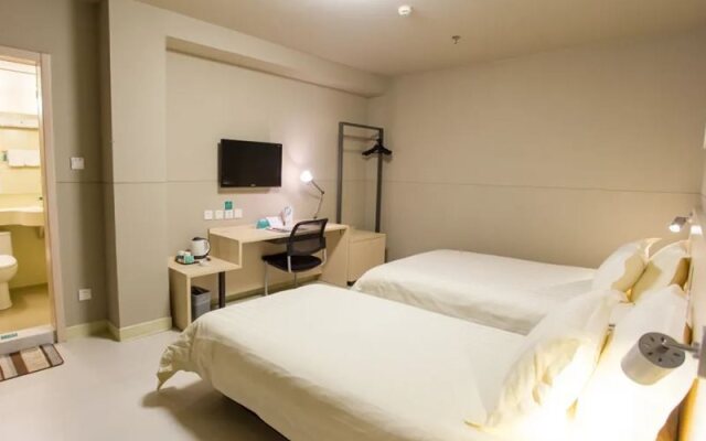 Jinjiang Inn Nanchang Bayi Square Yongshu Road
