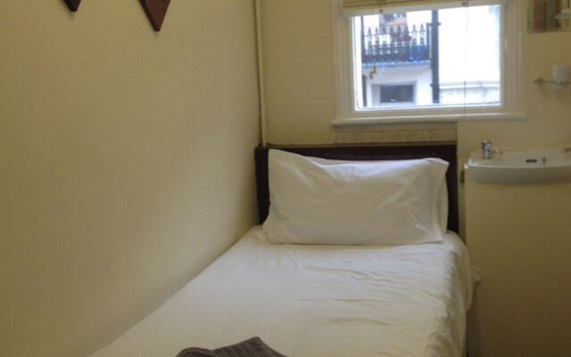 Relax Inn Guest House