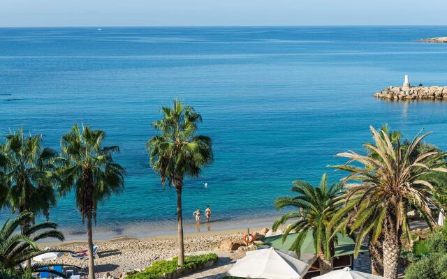 Coral Beach Hotel and Resort