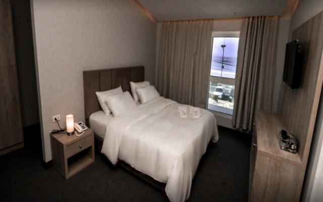 B-inn Hotel, Tyre