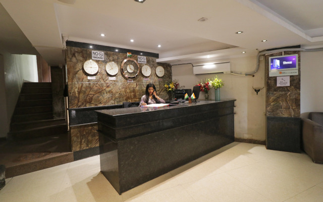 OYO 49069 A Suites