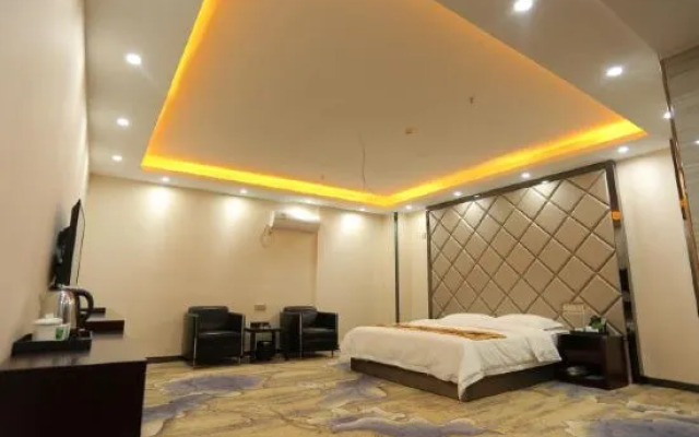 Ewan Hotel