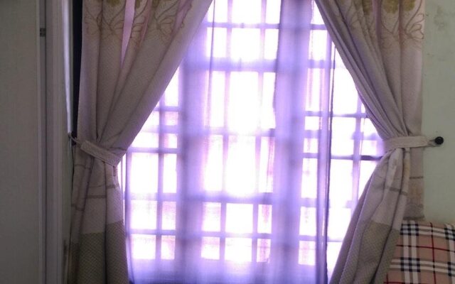 Que Huong Guesthouse