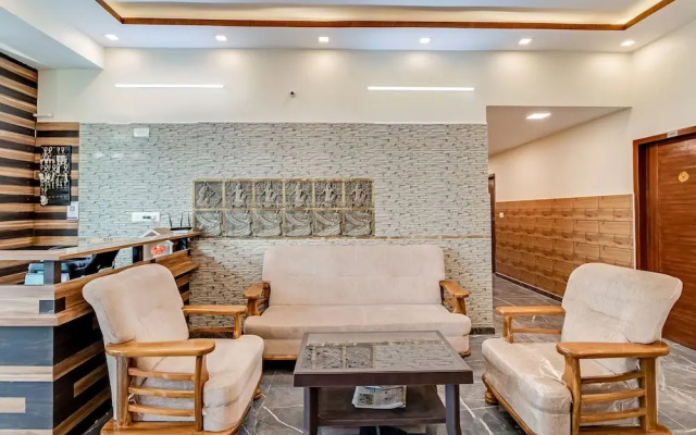 OYO 48302 Sky View Lodge