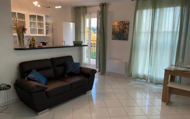 Charmant appartement duplex à 5min de Disney.