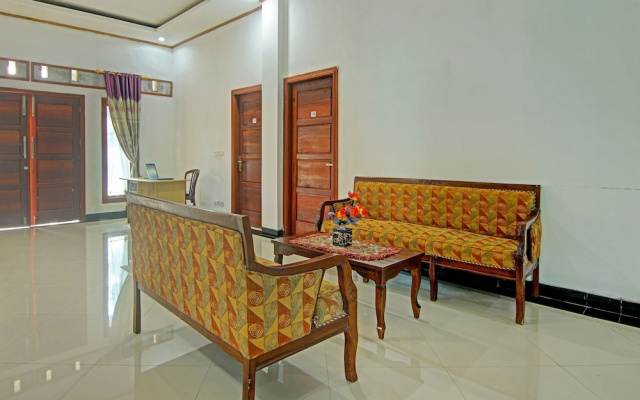 OYO 91852 Prima Guesthouse Syariah
