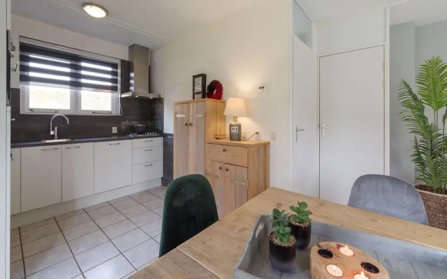 Spacious Holiday Home With Garden