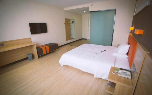 7Days Premium Luoyang Wanda Square