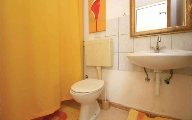Holiday home Brodarica 2