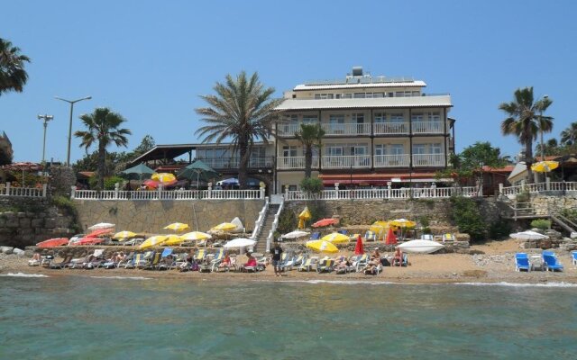 Beach House Hotel