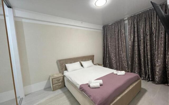 Guest House on Druzhby 1
