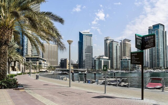 Unique 1BR Loft in Dubai Marina!