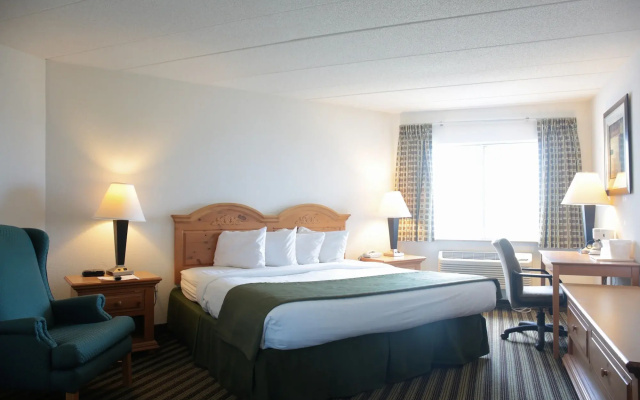 American Inn and Suites