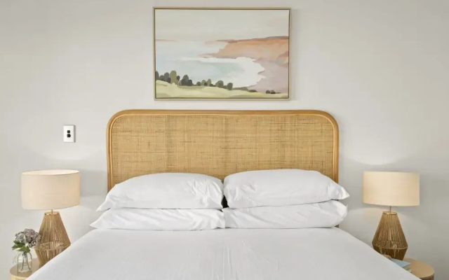 Beautiful Bondi 1-bed Apartment Meters From Beach