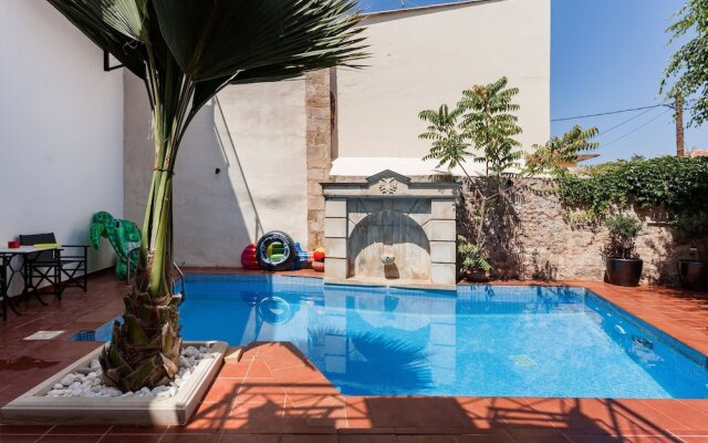 "panoramic Terrace, Sustainable Home, Pure Nature"