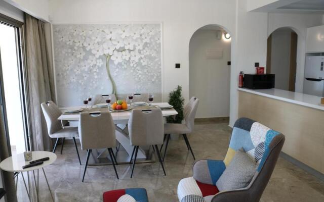 Yulya Villa By Taimoura