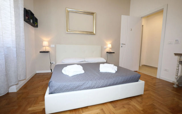 Unique Luxury Apartment and Rooms