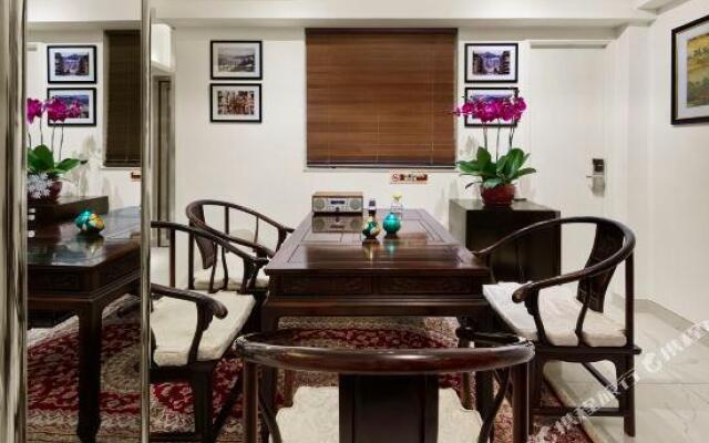 Global Holiday Home