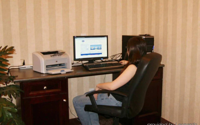 Hampton Inn & Suites by Hilton Edmonton Intl Airport