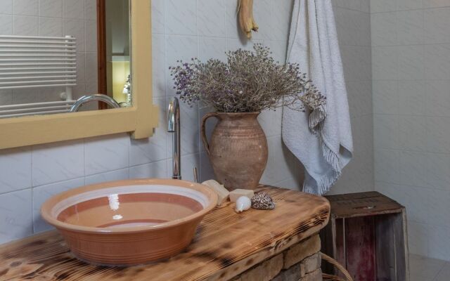 Amnisiades Apartments