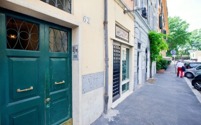 Penna - 1003 - Rome - Hld 34410