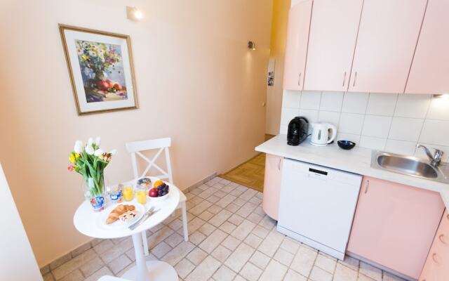 Apartments Roman