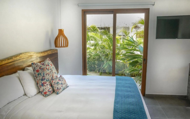 Ysuri Sayulita - Beachfront Hotel