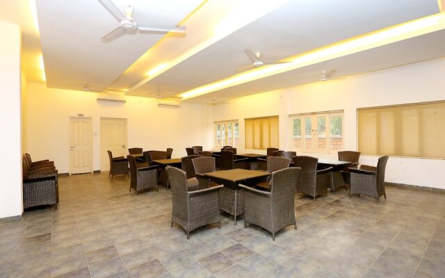 Capital O 29855 Island Inn