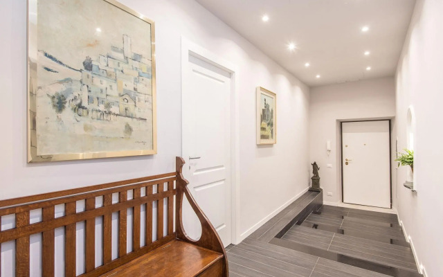 Vatican City Suites by Hili