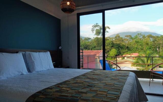 La Fortuna Suites