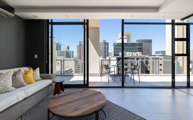 The Decks 1102 by CTHA