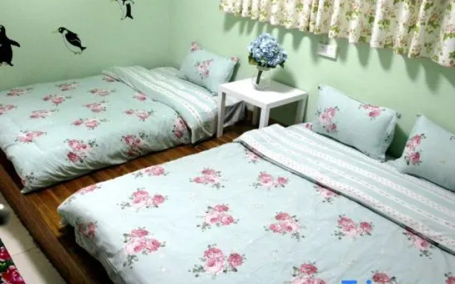 Fenghuang No. 1 Mansion · Chushang River View Homestay