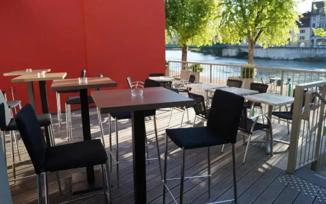 Hotel du Rhone Seyssel