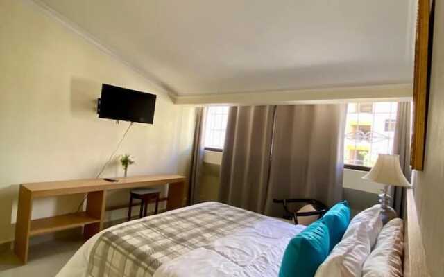 Botanic Garden Hostal