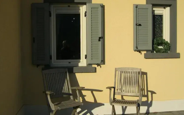 B&B Val's End