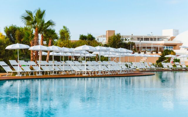 Torre Cintola Greenblu Resort