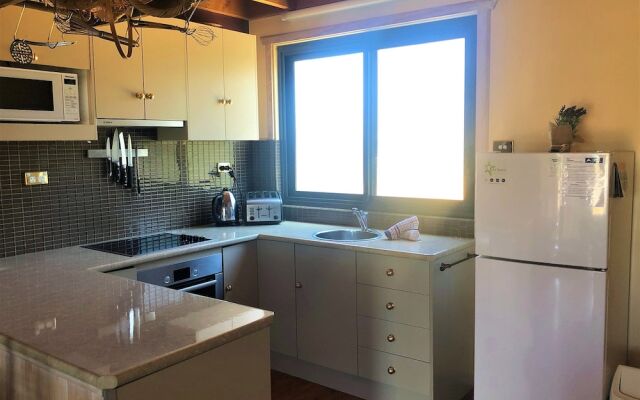 Aarlaur 1- Loft Style Townhouse in Jindabyne