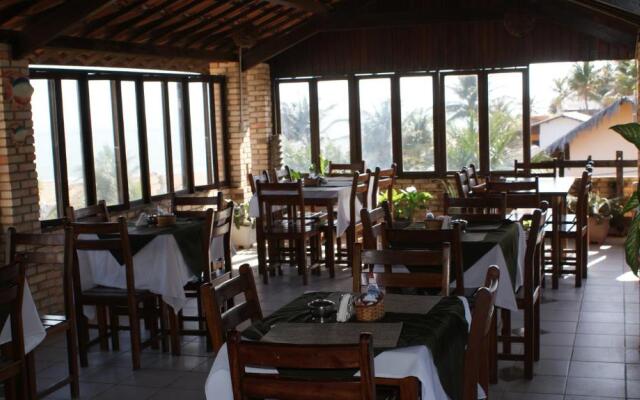 Falésia Praia Hotel