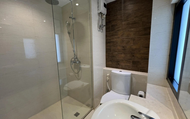 Silom Forest Exclusive Residence