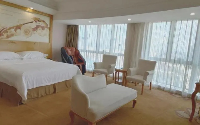 Vienna Hotel Dongguan Shatian Humen Port