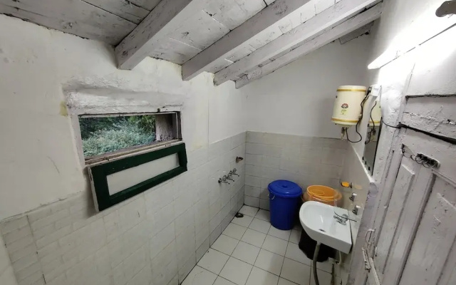 Pre Independence 2 BHK Bungalow,dalhousie,himachal