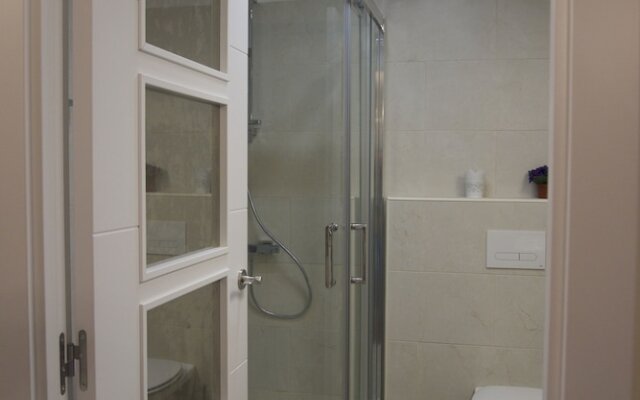 Avenida Cozy Apartment