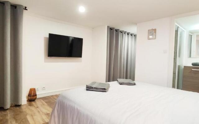 Charmant T2 Proche Plage Avec Terrasse Privative