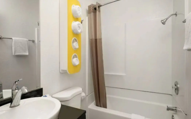 Motel 6 Pismo Beach, CA