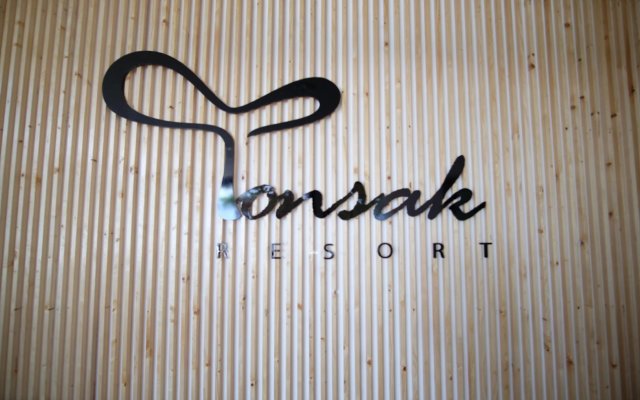 Tonsak Resort