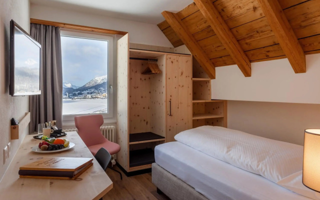 Hotel Waldhaus am See