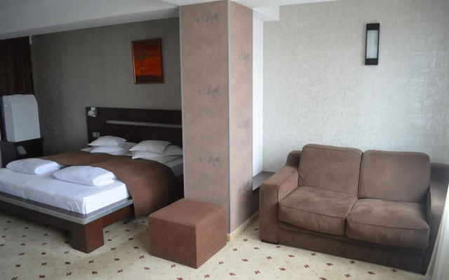 Hotel Premier