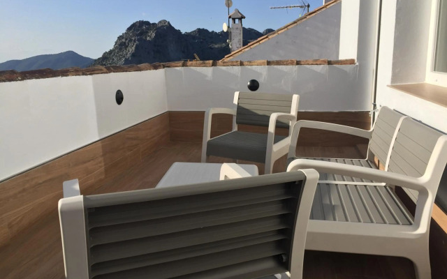 aznalmara loft rural