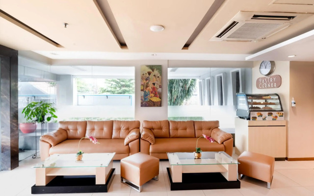 Atrium Premiere Hotel
